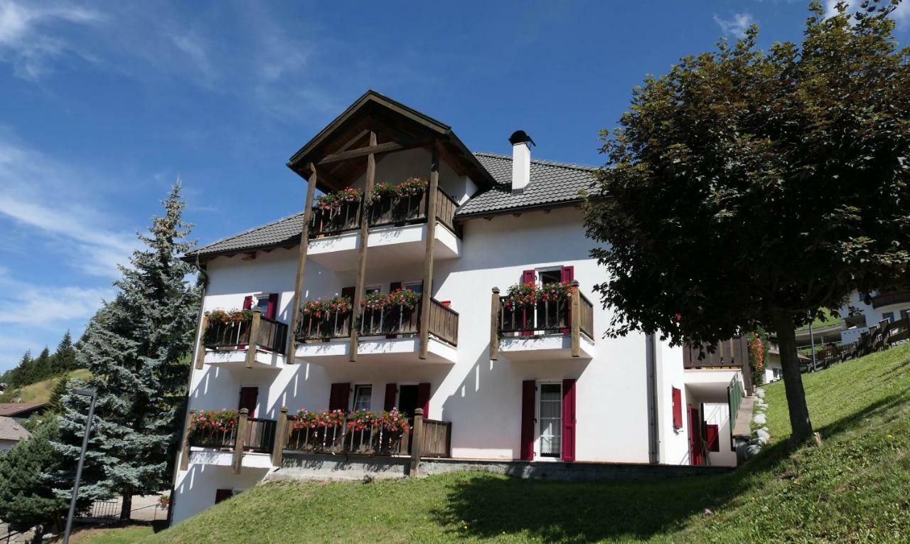 Apartments Casa Metz Santa Cristina Val Gardena Eksteriør billede