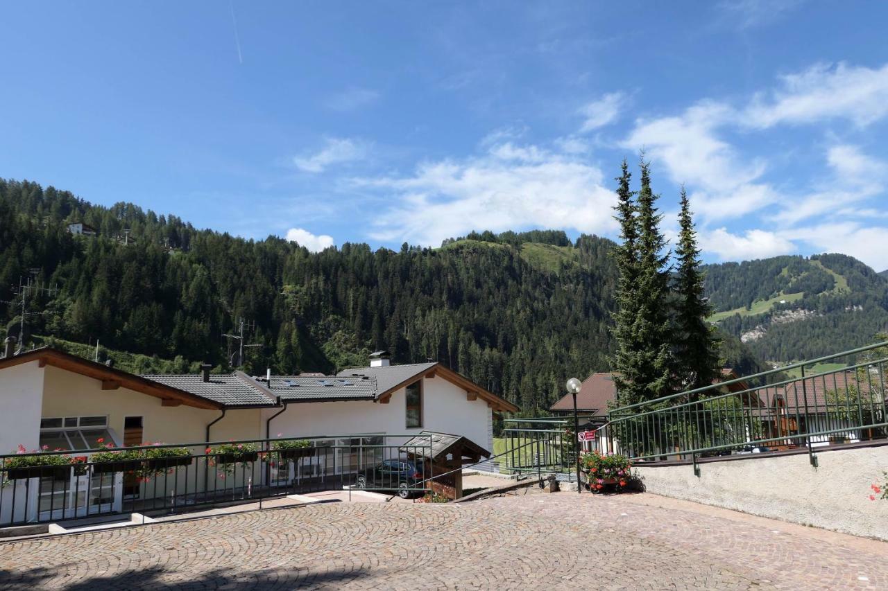 Apartments Casa Metz Santa Cristina Val Gardena Eksteriør billede